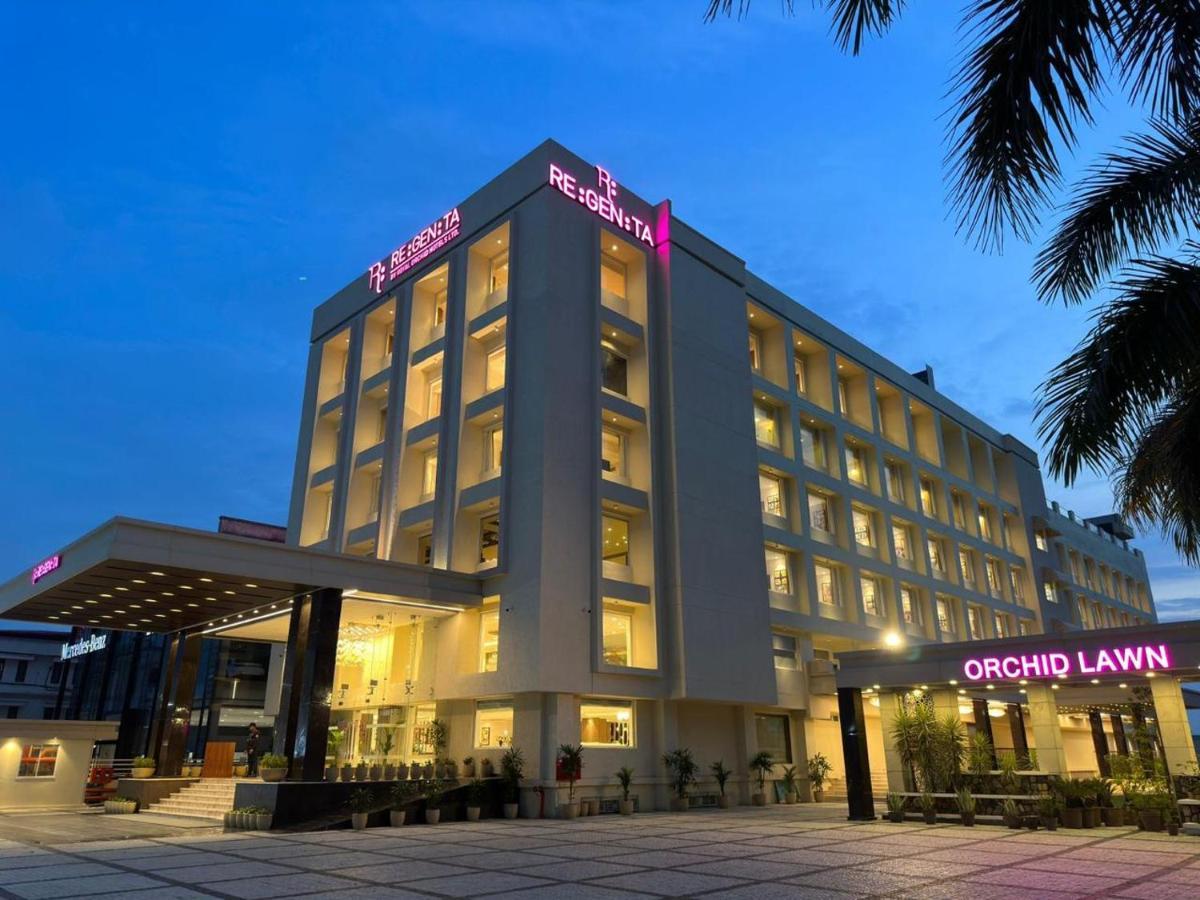 Regenta Dehradun By Royal Orchid Hotels Limited 외부 사진