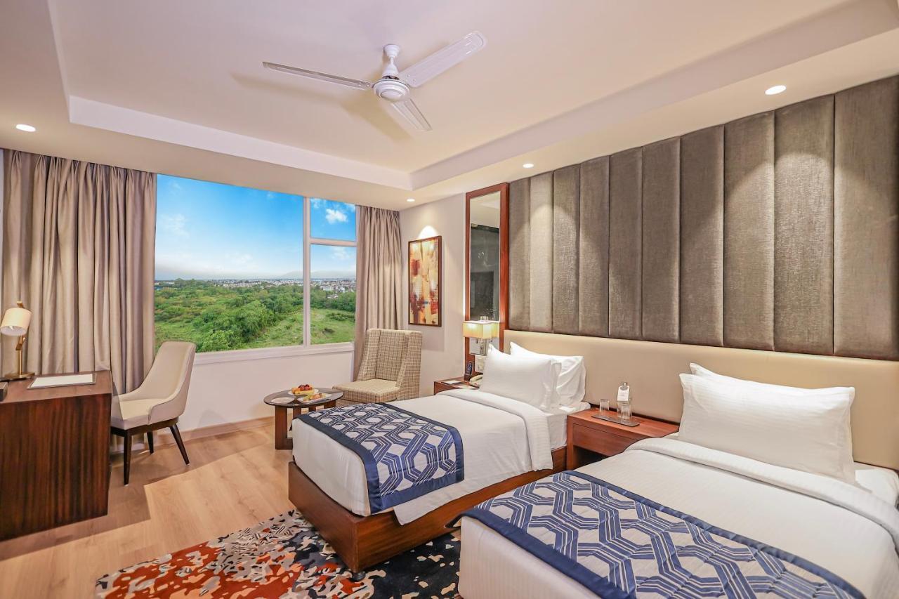 Regenta Dehradun By Royal Orchid Hotels Limited 외부 사진