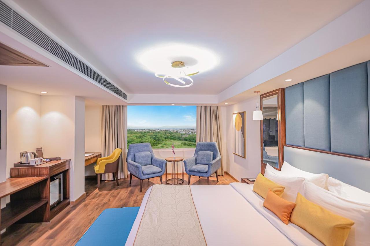 Regenta Dehradun By Royal Orchid Hotels Limited 외부 사진