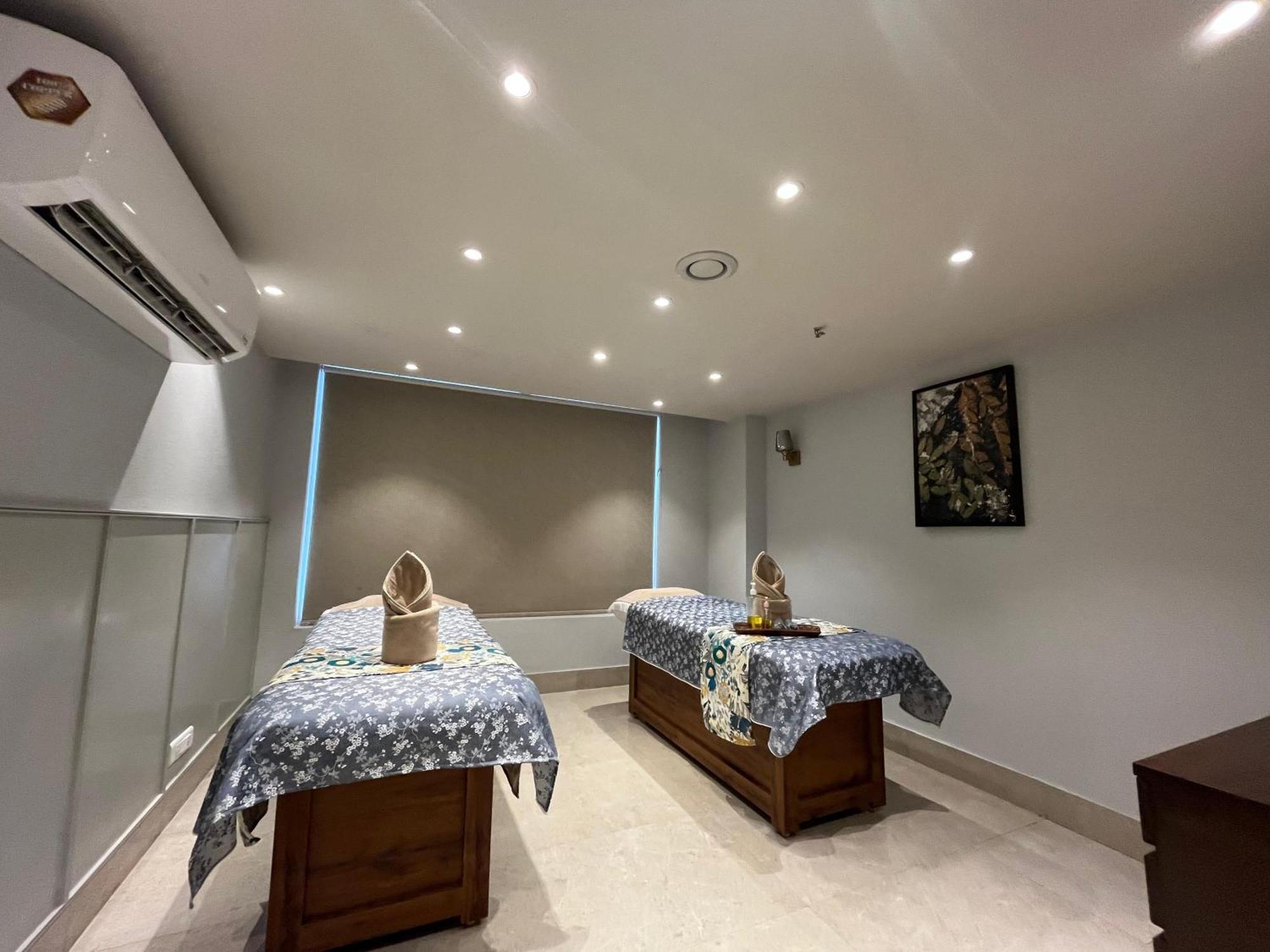 Regenta Dehradun By Royal Orchid Hotels Limited 외부 사진